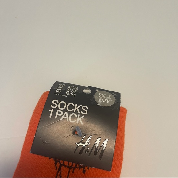 H&M Socks Halloween Print Orange Scary Face New With Tags - Picture 4 of 4